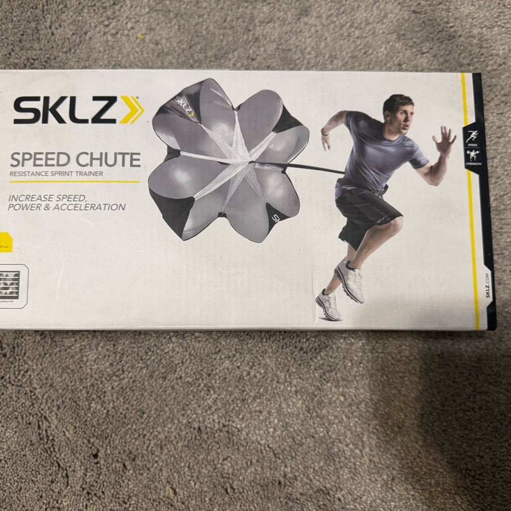 SKLZ Speed Chute Resistance Sprint Trainer